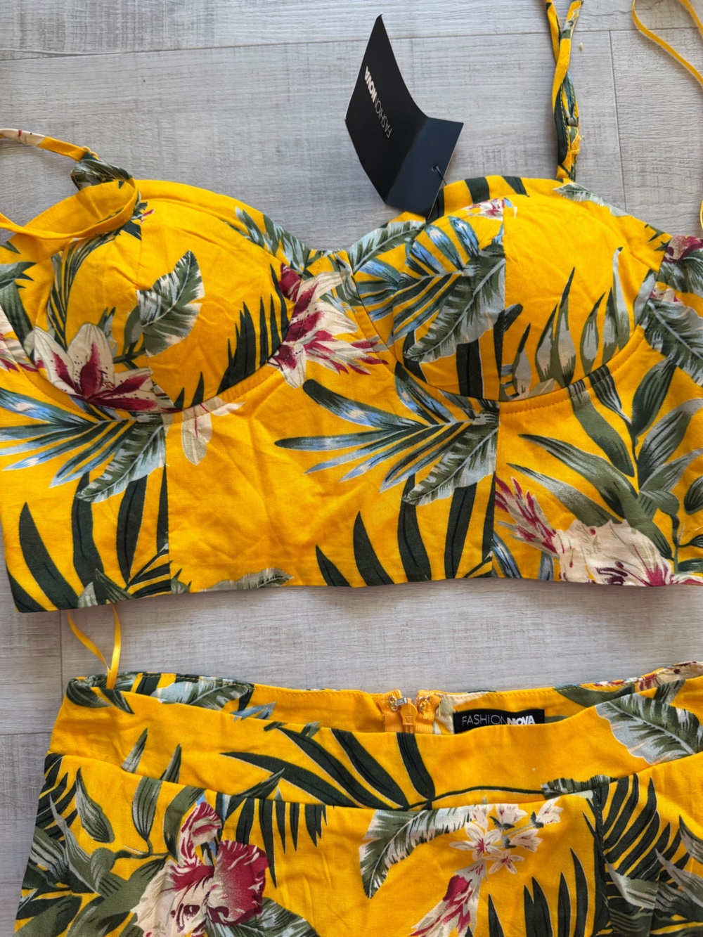Fashion Nova Yellow Tropical Floral Maxi Skirt - Picture 4 of 9